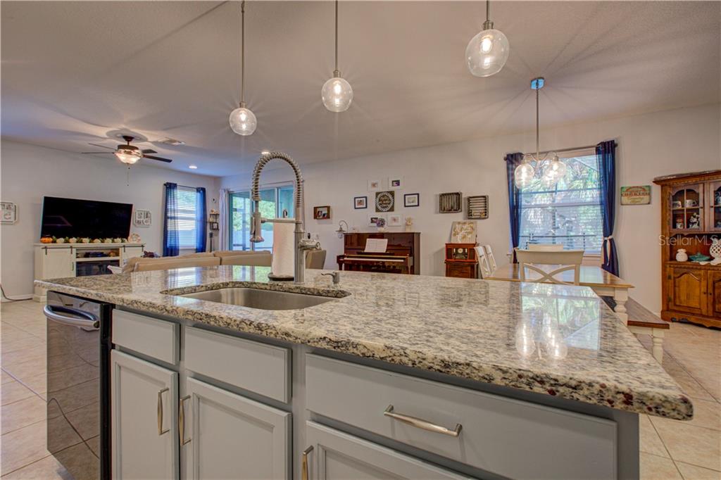 6125 35 Th Court E Bradenton Fl 34203 Lisa Jones