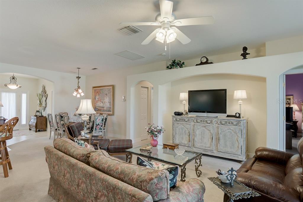 1811 Mossy Oak Drive North Port Fl 34287 Fannie Hillman