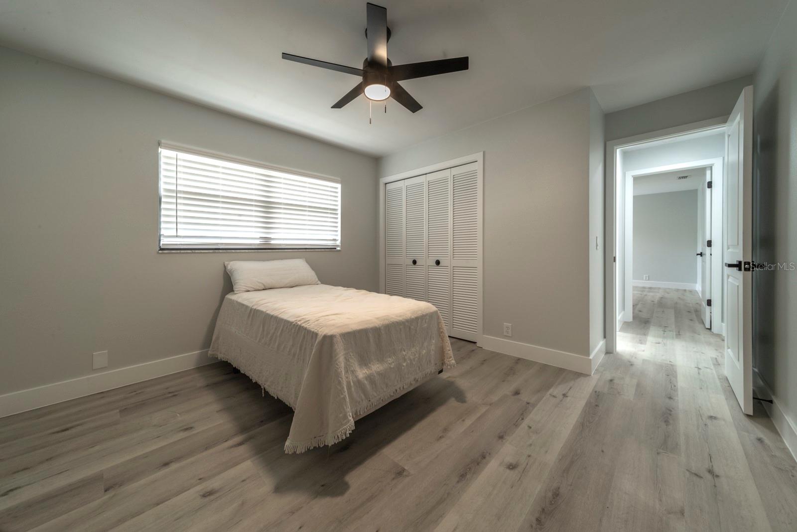 5022 Orange Grove Way, Palm Harbor, FL 34684