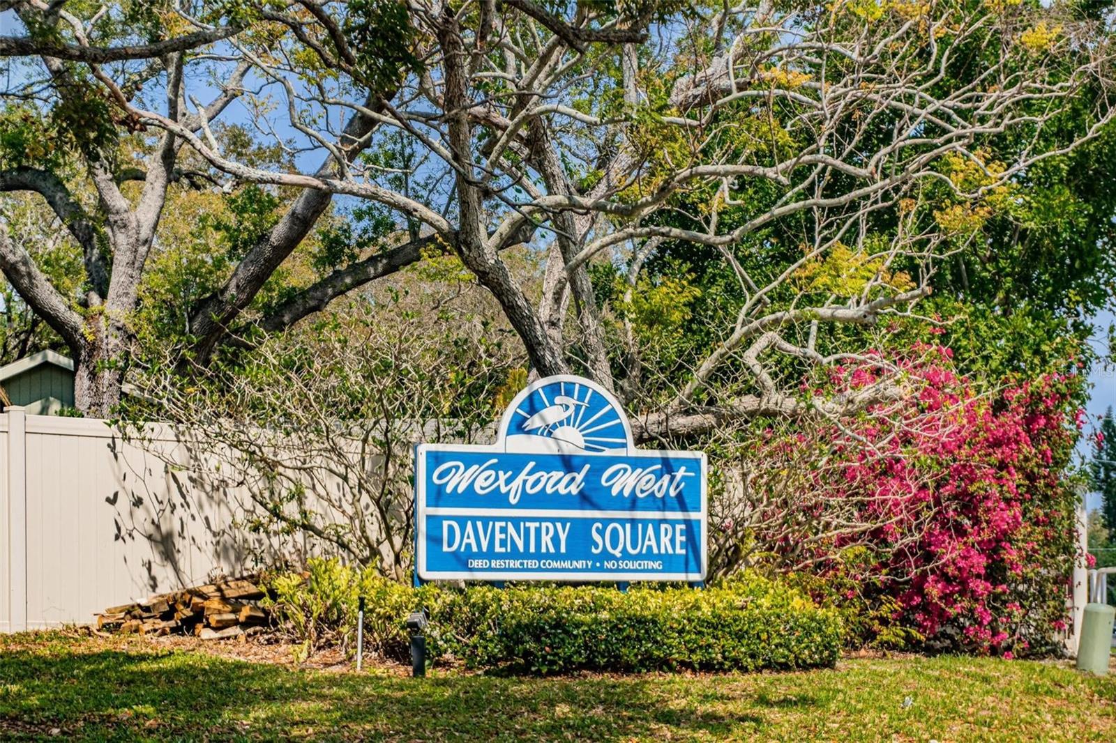 588 Daventry Square, Palm Harbor, FL 34683